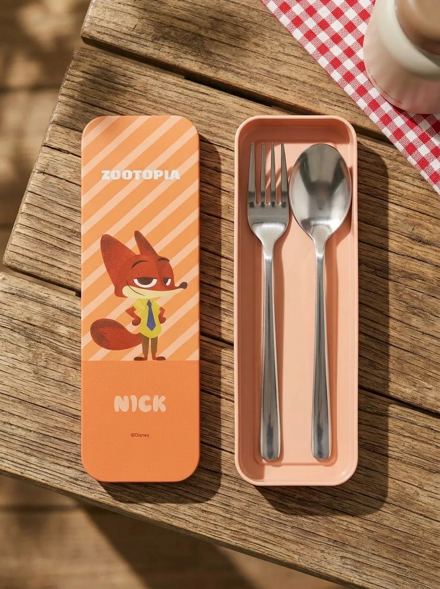 Disney Zootopia Collection Magnetic Flatware Set – Nick Fork & Spoon Set